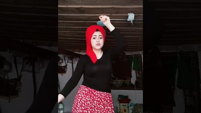 Konyalı kahpe türbanlı şalvarlı köylü azgın kız Konyalı kahpe türbanlı şalvarlı köylü azgın kız