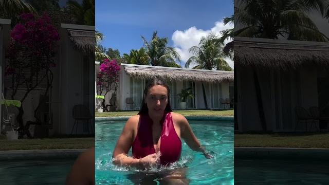 Alanna pow in pool. big cups size tits huge breast natural boobs busty girl erotic giant melons Alanna pow in pool. big cups size tits huge breast natural boobs busty girl erotic giant melons