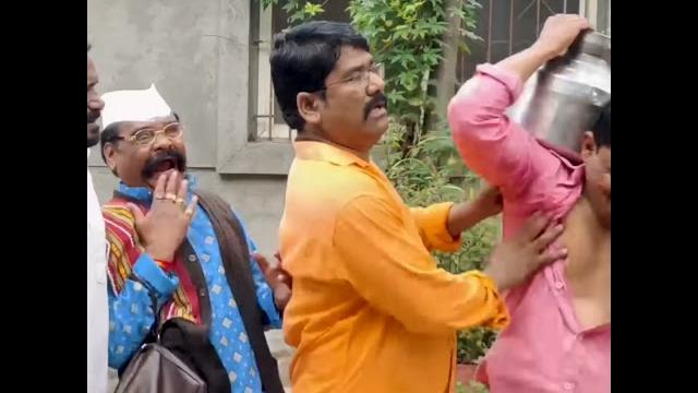 Chandal chaukadi chya karamati. balasaheb comedy video. rambhau vs balasaheb comedy dialogue Chandal chaukadi chya karamati. balasaheb comedy video. rambhau vs balasaheb comedy dialogue