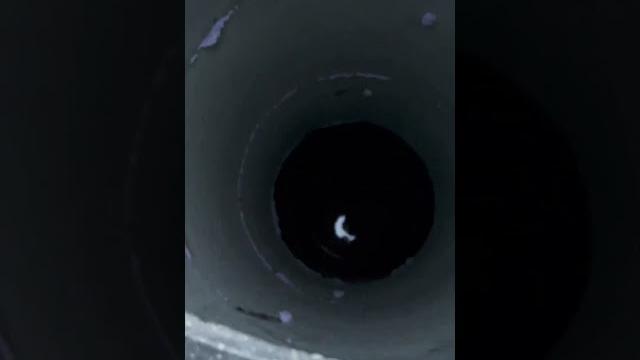 Бурение колодцев машиной Бурение колодцев машиной