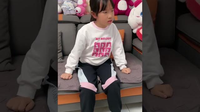 妹妹又欠收拾了,不斷試探我的底線,是看哪吒的後遺症嗎?#親子日常#姐妹 妹妹又欠收拾了,不斷試探我的底線,是看哪吒的後遺症嗎?#親子日常#姐妹
