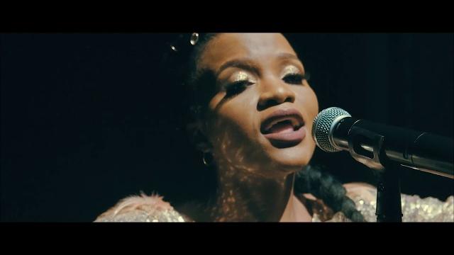Ami faku - ebhayi (official music video) Ami faku - ebhayi (official music video)
