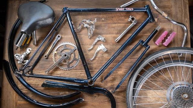Rusted 1970's vintage bike restoration Rusted 1970's vintage bike restoration
