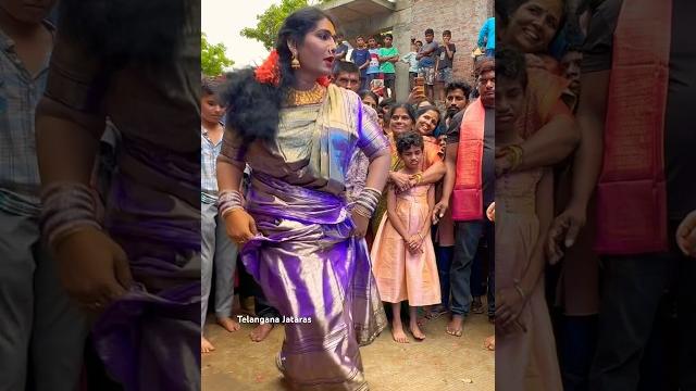 Jogini shyamala devi teenmaar dance at mahindarhills bonalu 2023#joginishyamalateenmaardance2023 Jogini shyamala devi teenmaar dance at mahindarhills bonalu 2023#joginishyamalateenmaardance2023