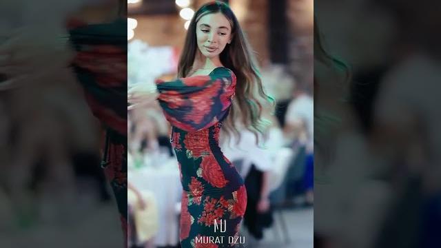 Вот это оператор кадр поймал #кавказ #свадьба #wedding #лезгинка #dance #танцы #танец #музыка  Вот это оператор кадр поймал #кавказ #свадьба #wedding #лезгинка #dance #танцы #танец #музыка 