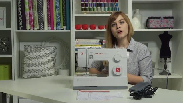 Singer® classic™ 44s sewing machine owners class Singer® classic™ 44s sewing machine owners class