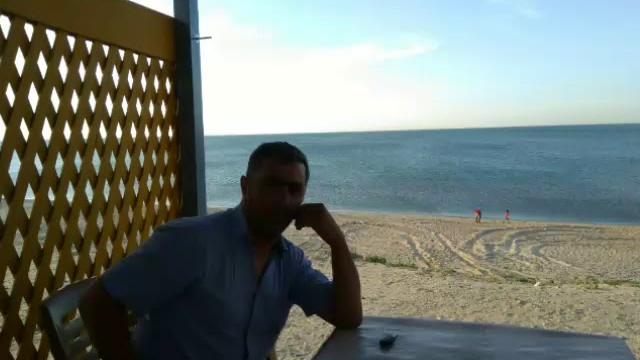 Uzaqlasmaq istedim Uzaqlasmaq istedim