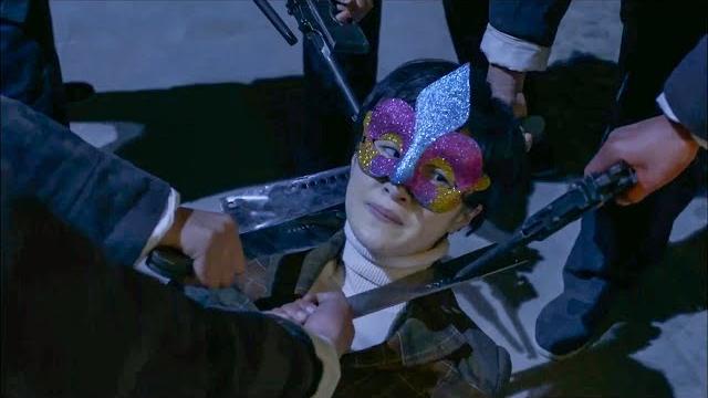 蒙面女俠刺殺大漢奸,無奈對方人多勢眾,慘遭擒獲!【暗殺】 蒙面女俠刺殺大漢奸,無奈對方人多勢眾,慘遭擒獲!【暗殺】