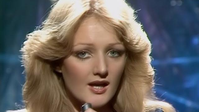 Bonnie tyler - it's a heartache (official hd video) Bonnie tyler - it's a heartache (official hd video)