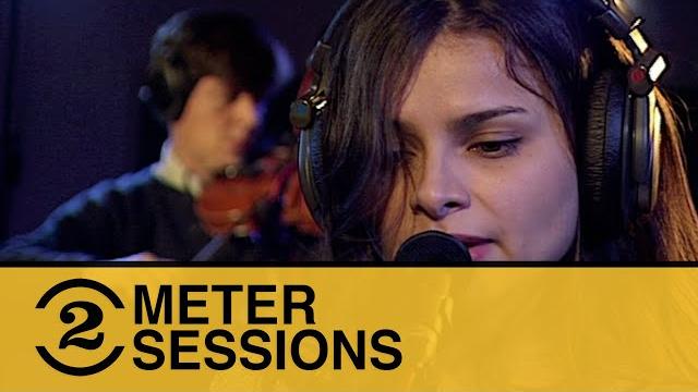 Mazzy star - flowers in december (live on 2 meter sessions) Mazzy star - flowers in december (live on 2 meter sessions)