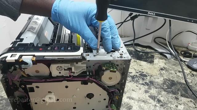 Hp laserjet cp1025 fuser assembley removing Hp laserjet cp1025 fuser assembley removing