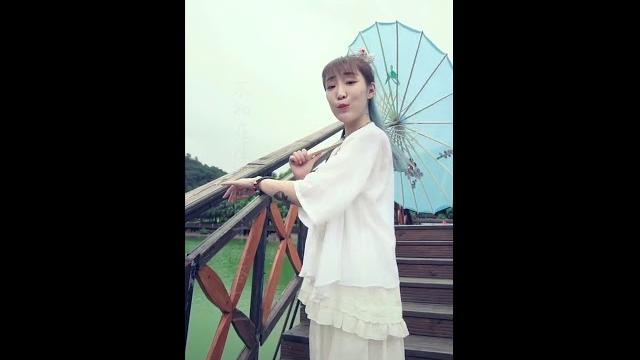 【tik tok#抖音】风、花、雪、月,不知在座哪位官人,谁领我回家? 【tik tok#抖音】风、花、雪、月,不知在座哪位官人,谁领我回家?