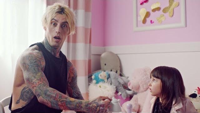 Falling in reverse - "losing my life" Falling in reverse - "losing my life"