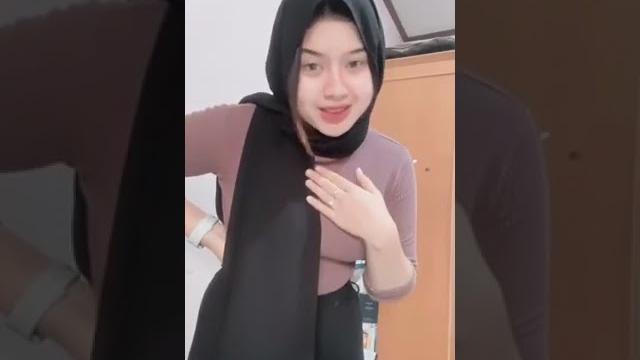 Hijab ketat Hijab ketat