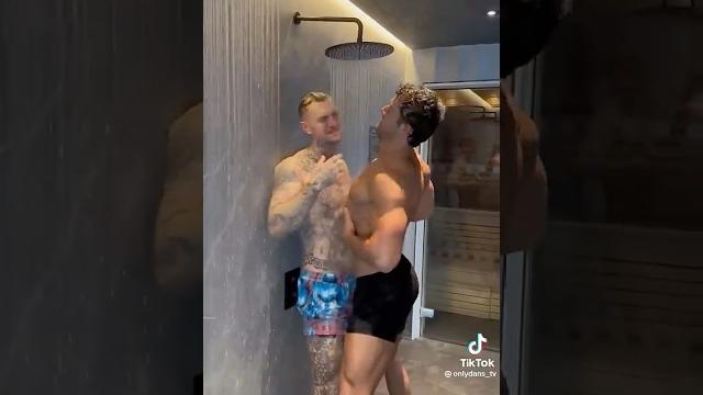 Let’s take a shower #tiktok #shorts Let’s take a shower #tiktok #shorts
