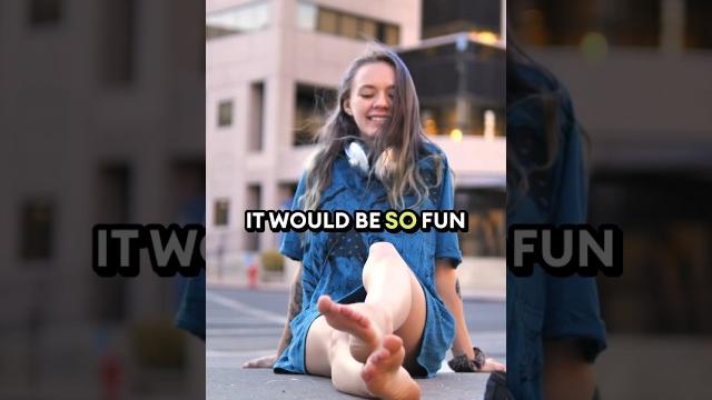 Face massages with feet Face massages with feet