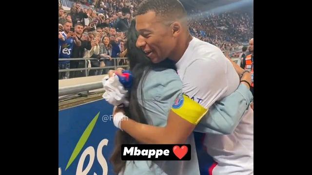 100% respect moments 100% respect moments