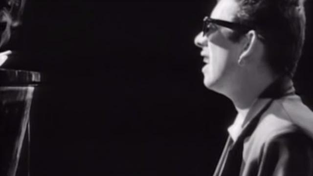 The pogues - fairytale of new york (official video) The pogues - fairytale of new york (official video)
