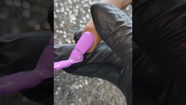 Dnd vivid violet #580 gel polish with flowers #luxurynails #nails #springnails #flowernails Dnd vivid violet #580 gel polish with flowers #luxurynails #nails #springnails #flowernails