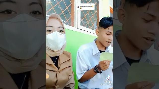 Yg viral murid gombal in guru yg cantik Yg viral murid gombal in guru yg cantik
