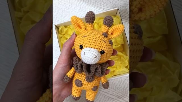 Вязаный жирафик. мини игрушка вязаная крючком #жираф #игрушкакрючком #вязаныеигрушки #амигуруми Вязаный жирафик. мини игрушка вязаная крючком #жираф #игрушкакрючком #вязаныеигрушки #амигуруми