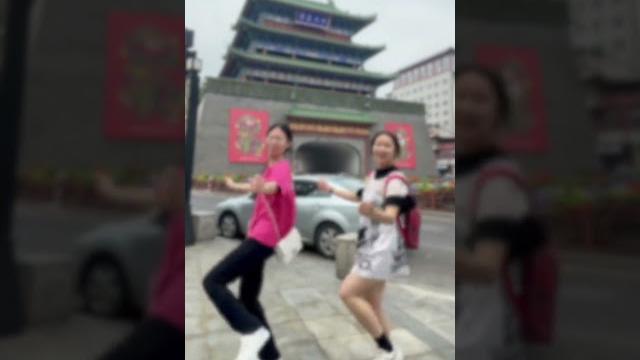 格局打开#跟着节奏嗨起来 #dance #双人舞 #今日份舞蹈打卡 格局打开#跟着节奏嗨起来 #dance #双人舞 #今日份舞蹈打卡