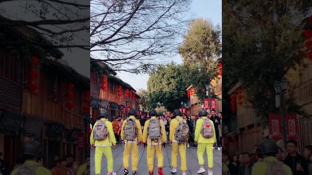 买了否冷#快手舞蹈 买了否冷#快手舞蹈