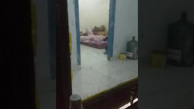 Ngintip anak kost sebelah rumah temen Ngintip anak kost sebelah rumah temen