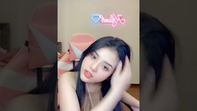 Gadis cantik vietnam nimo tv Gadis cantik vietnam nimo tv