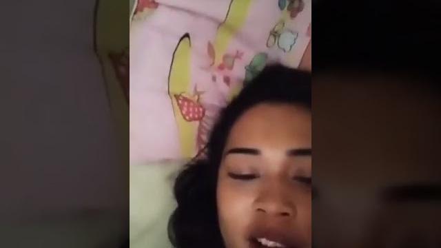 Nekat wik-wik sambil live di bigo Nekat wik-wik sambil live di bigo