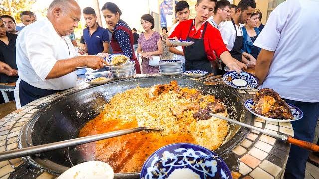 Street food in uzbekistan - 1,500 kg. of rice plov (pilau) + market tour in tashkent! Street food in uzbekistan - 1,500 kg. of rice plov (pilau) + market tour in tashkent!