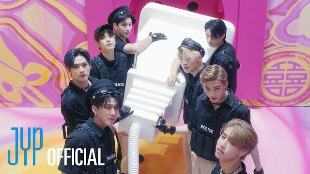 Stray kids "case 143" m/v Stray kids "case 143" m/v