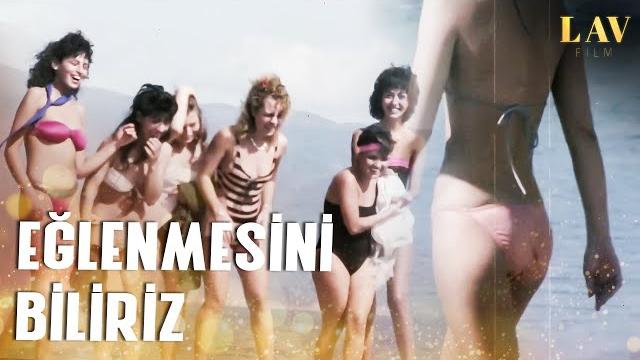 Eğlenmesini biliriz | kızlar sınıfı tatilde Eğlenmesini biliriz | kızlar sınıfı tatilde