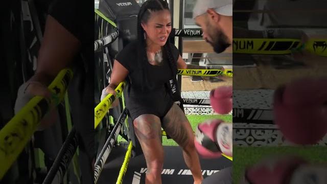 Belly punch| belly punching | girls belly punch | boxing| legend production | #shorts #ytshorts Belly punch| belly punching | girls belly punch | boxing| legend production | #shorts #ytshorts