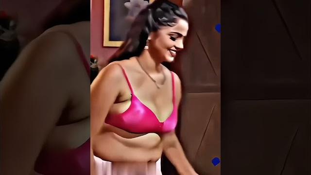 Hot desi aunty #mallu #aunty #shorts #ytshort Hot desi aunty #mallu #aunty #shorts #ytshort