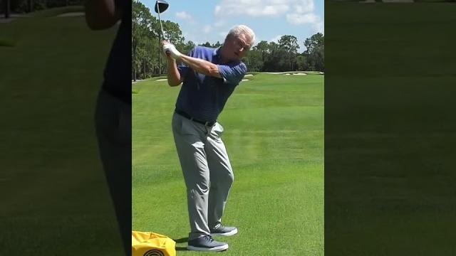 How to hit your driver farther in golf! How to hit your driver farther in golf!