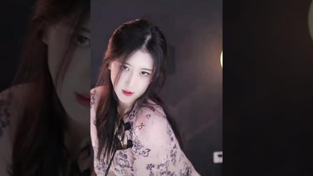 温柔性感摇摆的舞蹈《巴拉豆》 温柔性感摇摆的舞蹈《巴拉豆》