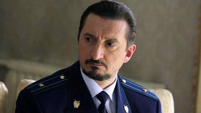 Бесстрашный желвис снова в деле! этого опера боятся и ненавидят даже коллеги! версия 2. все серии Бесстрашный желвис снова в деле! этого опера боятся и ненавидят даже коллеги! версия 2. все серии