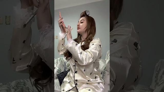 Tante live tiktok no armor Tante live tiktok no armor