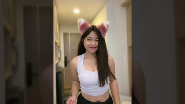 Goyang tiktok hot #shorts #goyangtiktok #hot #tiktokhot #goyangviral #viral #tiktok #cewekcantik Goyang tiktok hot #shorts #goyangtiktok #hot #tiktokhot #goyangviral #viral #tiktok #cewekcantik