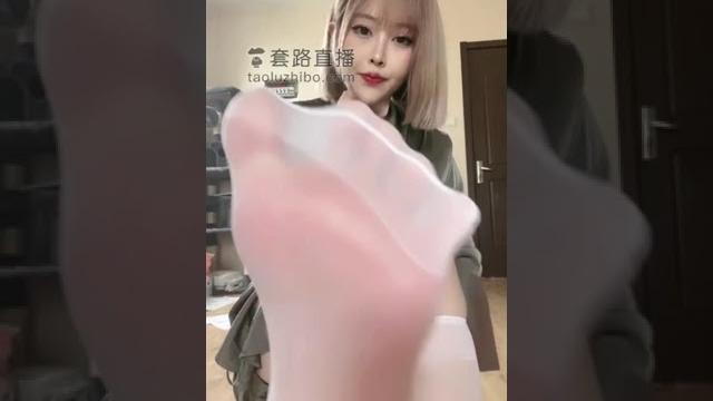 套路直播南星第一视角红绿灯龟责 同好请进电报群 套路直播南星第一视角红绿灯龟责 同好请进电报群