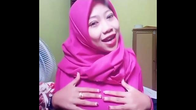 Jilbob enak remes pentil sendiri Jilbob enak remes pentil sendiri