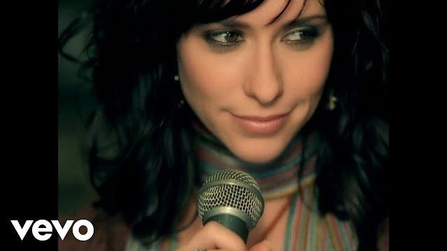 Jennifer love hewitt - barenaked (video version) Jennifer love hewitt - barenaked (video version)