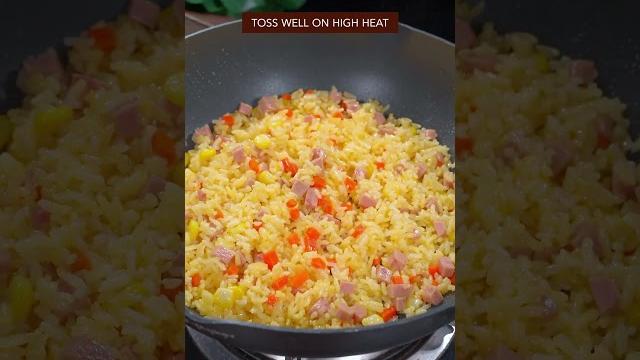 Easy golden fried rice recipe #recipe #friedrice #cooking #chinesefood #eggfriedrice #uncleroger Easy golden fried rice recipe #recipe #friedrice #cooking #chinesefood #eggfriedrice #uncleroger