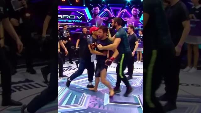 Избил соперника после боя | octagon 41 Избил соперника после боя | octagon 41