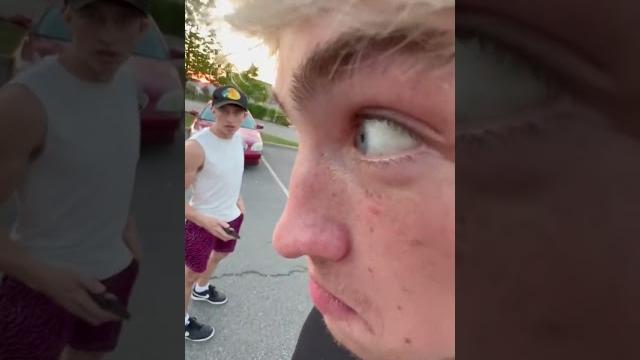 He pooped his pants! He pooped his pants!