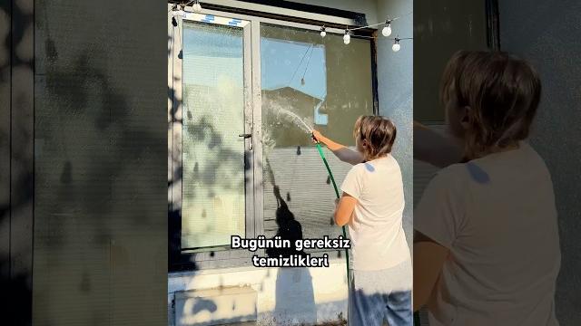 Bugünün gereksiz temizlikleriyle karşınızdayım #temizlik #vlog #viralvideo #keşfet #shorts #fyp Bugünün gereksiz temizlikleriyle karşınızdayım #temizlik #vlog #viralvideo #keşfet #shorts #fyp
