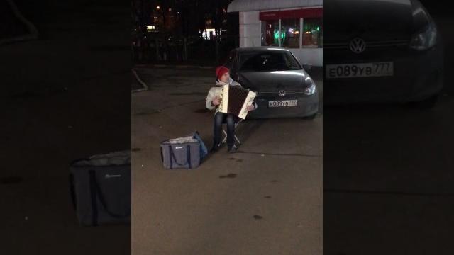 Гармонист жжёт Гармонист жжёт
