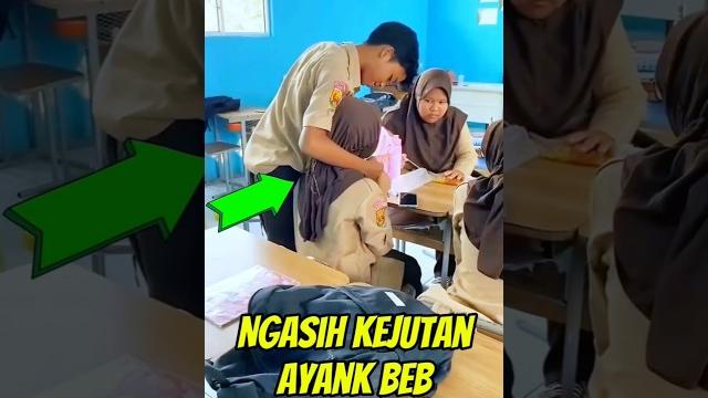 Belajar yang rajin ya nak! 🫣 #shorts #abg #smp #sosweet #baper #pacaran #romantic #kejutanultah Belajar yang rajin ya nak! 🫣 #shorts #abg #smp #sosweet #baper #pacaran #romantic #kejutanultah