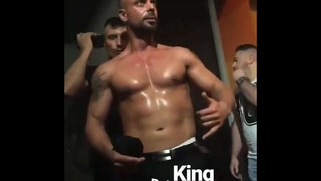 Massaka kapat lan!! boks maçi öncesi̇ Massaka kapat lan!! boks maçi öncesi̇